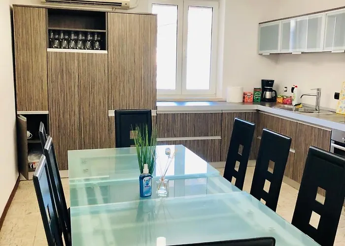 Lejlighed Joy George 12 *